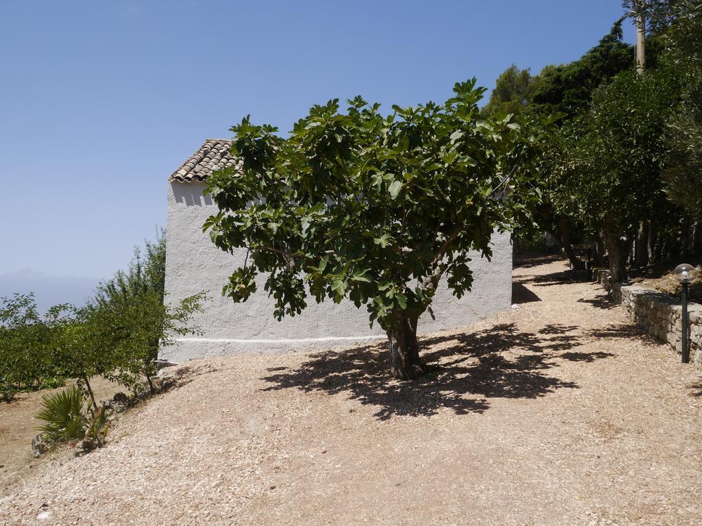 Casa Nel Vigneto Erice 게스트하우스 외부 사진